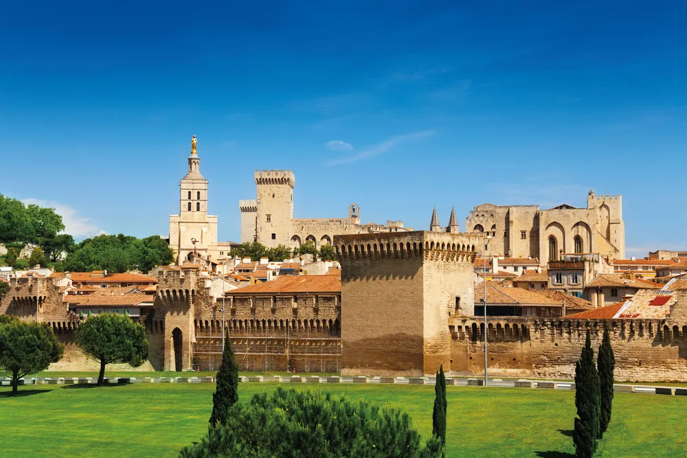 Avignon. | © iStockphoto.com/SerrNovik
