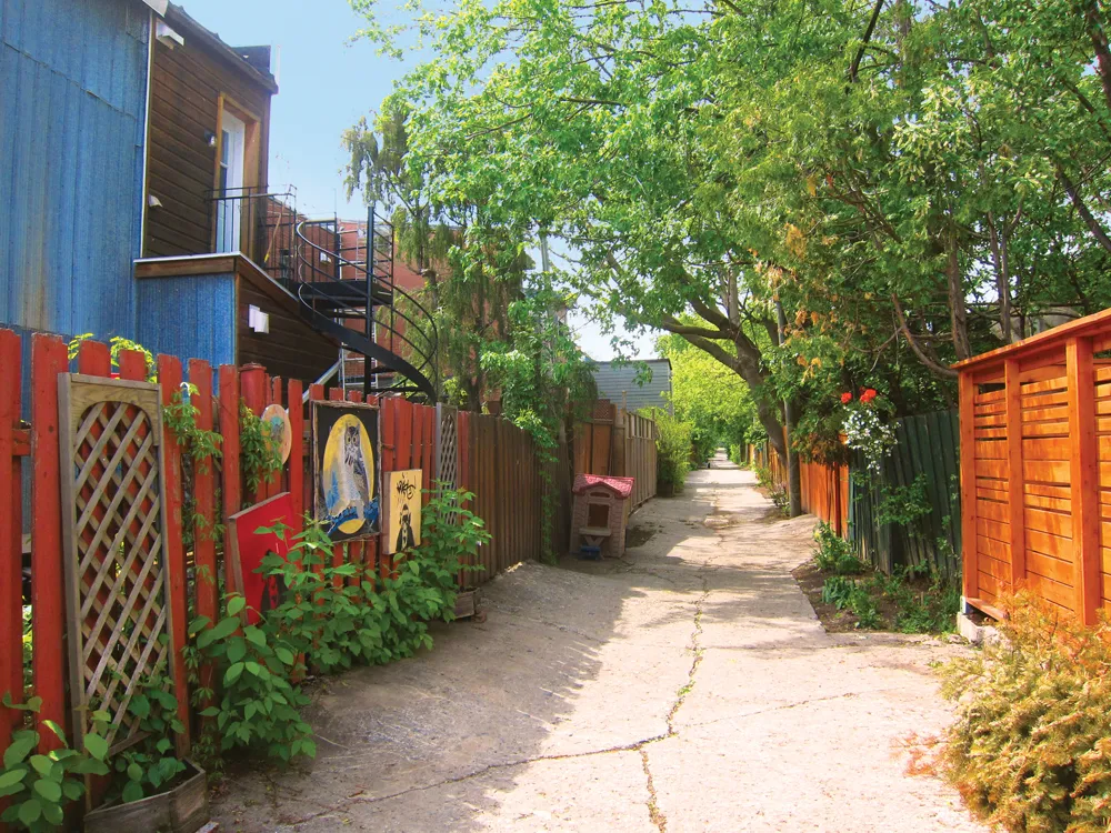 Dans une ruelle du Plateau Mont-Royal © Rodolphe Lasnes