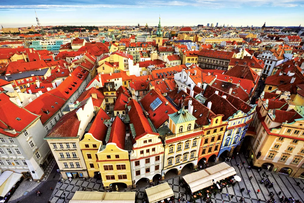 Vue sur la Vieille Ville depuis la tour de l’ancien hôtel de ville | ©Shutterstock.com/Vladimir Sazo