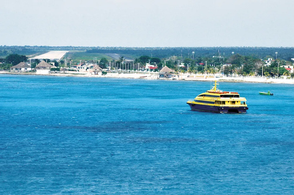 Le traversier entre Playa del Carmen et Cozumel. | © Shutterstock.com/Serge Freeman